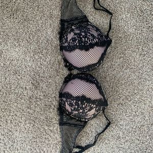 Victoria’s Secret BOMBSHELL bra- SZ 36D